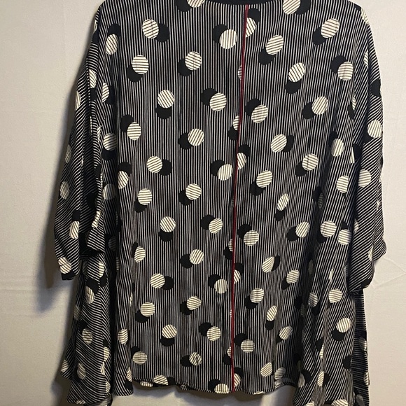 Moonlight Black and White Striped Top - Picture 8 of 10